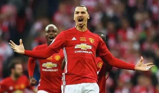 阵容的同时 阵容的同时