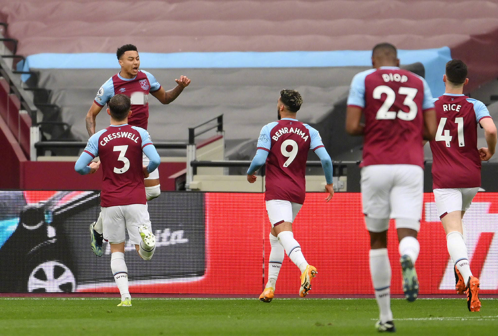 引起了大量 引起了大量